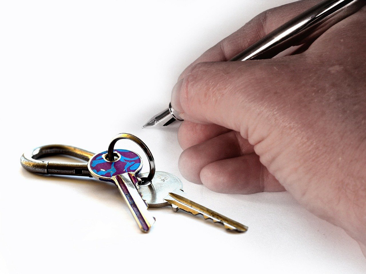 Odbiór techniczny a przekazanie kluczy do nowego mieszkania – czego się spodziewać?